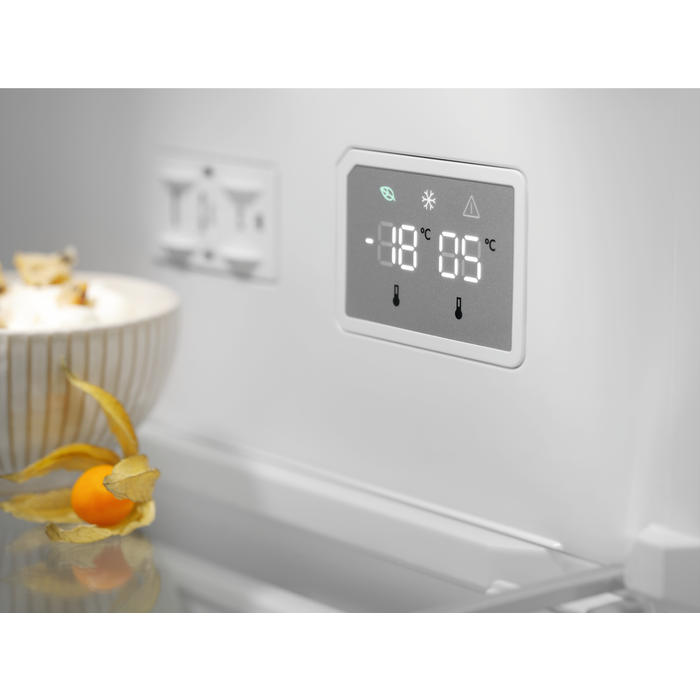 Electrolux - Ελεύθερος ψυγειοκαταψύκτης - LNC7ME34X1