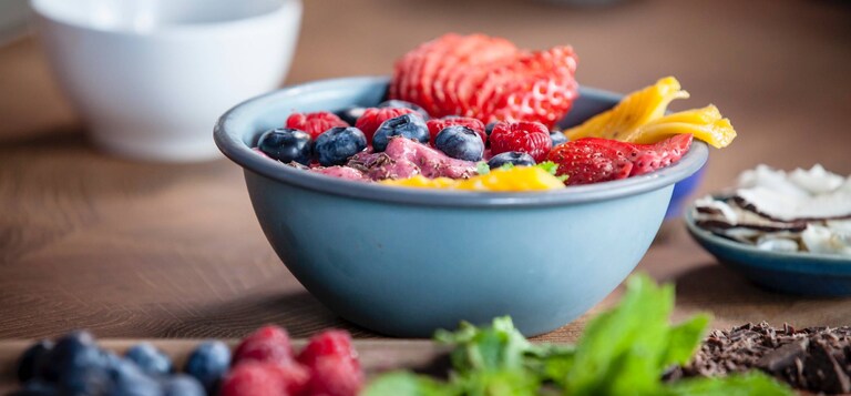 Vibrant Pink Smoothie Bowl