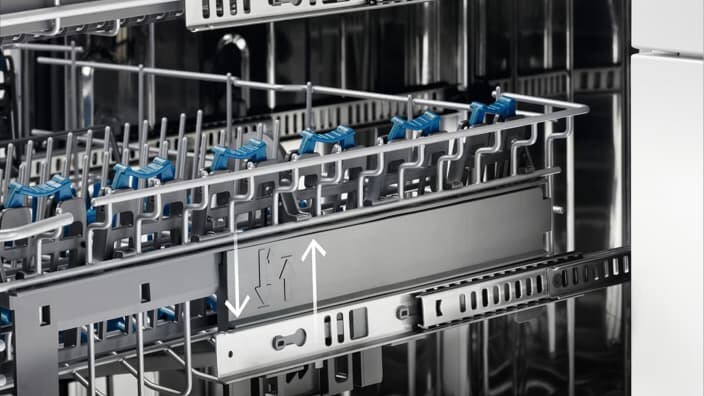 Πλυντήριο πιάτων με QuickLift